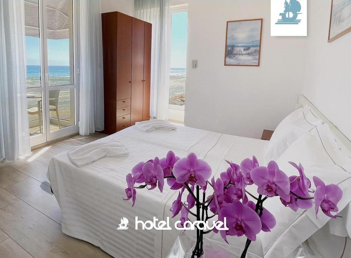 Hotel Caravel Marotta Exterior foto